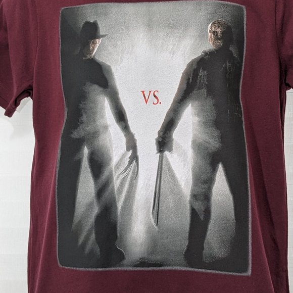 FREDDY v Sizes JASON Men's T-Shirt Short Sleeve Size Small Burgundy - Picture 2 of 5